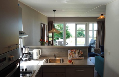 Sint Maartensvlotbrug House | Strand49 holiday house by the sea