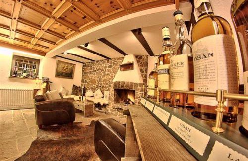 Waldeck Hotel | Strandhaus Edersee Nr 12 - Kaminzimmer, Seeblick, Badestrand, Seeterrasse