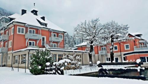 Feld am See Hotel | Strandhotel Burgstaller