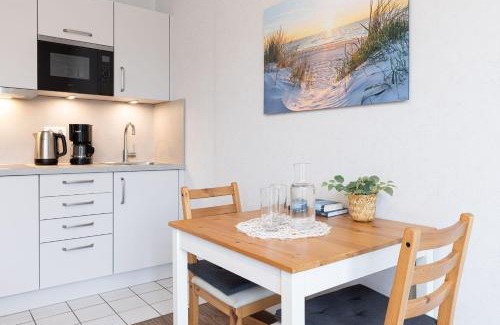 Laboe Apartment | Strandhotel Laboe Nr 19