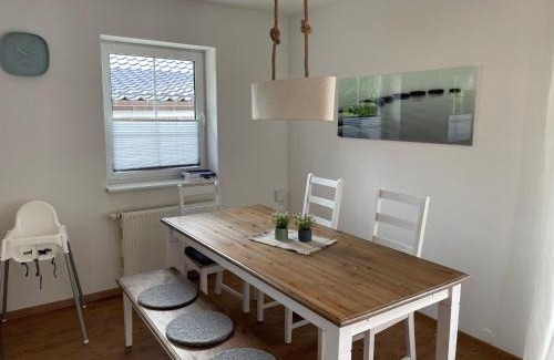 Hohenfelde Apartment | Strandlächeln Lodge - Ferienwohnung mit 2 Schlafzimmern