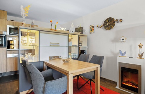Wremen Apartment | Strandnahe Ferienwohnung mit Sauna und Tollem, Großem Balkon mit Xxl-strandkorb
