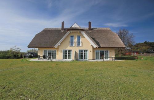 Lobbe Villa | Strandvilla "Babette" - BALO B, direkt am Meer, mit Sauna