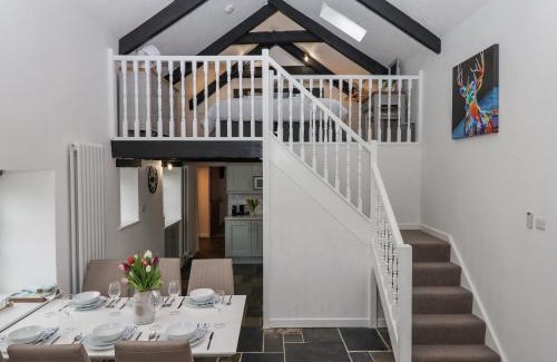 Holsworthy House | Strawberry Bank - Pipistrelle