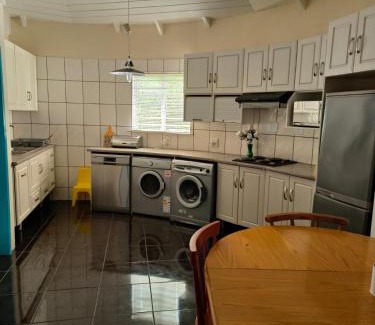 Fisherhaven House | Strictly-Halaal Holiday Home at Meerensee Resort
