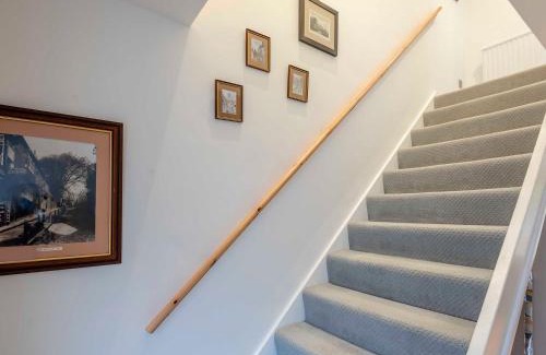 Lincoln House | Strugglers Retreat - Uk32878