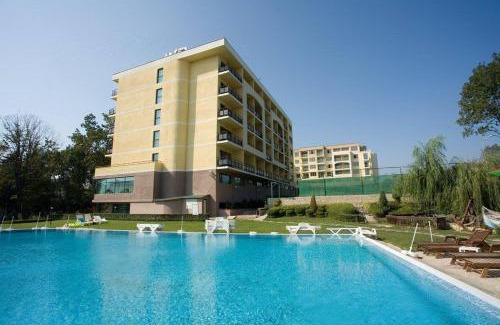 Kavarna Apartment | Studios in Sveta Elena complex with mineral pool