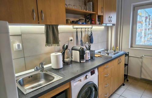 Timisoara Apartment | Student Grey Apartment w/Full ammenities. Spacious 2 room Balcony