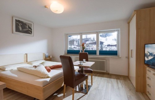 Scheffau am Wilden Kaiser Bed & Breakfast | Studio apartment with kitchen and private bathroom - Blaiken Appartements