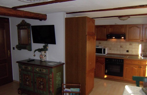 Adorf Apartment | Studio '1, 30qm' with Balcony and Wi-Fi