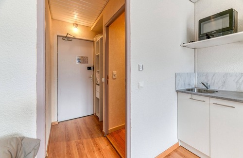 Arvillard Apartment | Studio '106' with Shared Pool, Shared Terrace and Wi-Fi