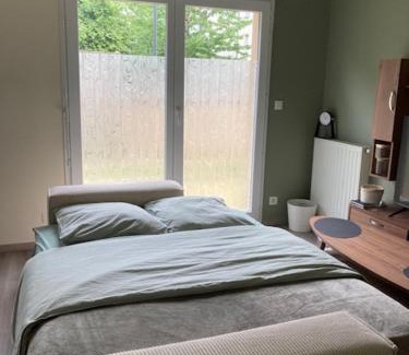 Saint-Meloir-des-Ondes Apartment | Studio 10min SAINT-MALO