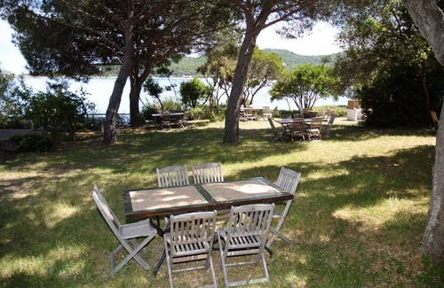 Favone Apartment | Studio 2 pers, 1st floor, sea view, waterfront