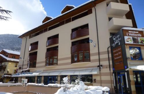 Brides-les-Bains Apartment | Studio 2 pers, centre-ville, près des thermes, balcon, WiFi, télécabine à 200m, parking dispo - FR-1-512-97