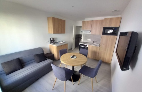 Le Crotoy Apartment | Studio 2 Personnes 150 m de la mer en Centre Ville