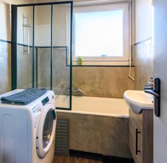 Mulhouse Apartment | Studio 26 m2 à Mulhouse - Terrasse & Stationnement - Accès UHA & Tram