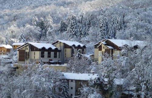 Brides-les-Bains Apartment | Studio 28m² avec balcon, couchages pour 4, Wifi et parking, proche centre-village et thermes - FR-1-512-219