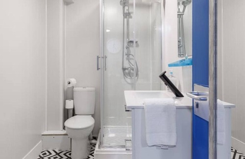 Middlesbrough Apartment | 🌟Studio 3 - City Centre - Free Wifi & Smart TV🌟