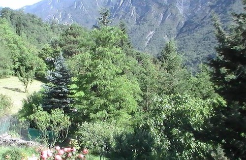 Villars-sur-Var Apartment | Studio 35m ° new fully equipped, garden, parking, ground floor, quiet greenery.