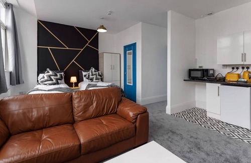 Middlesbrough Apartment | 🌟Studio 4 - City Centre - Free Wifi & Smart TV🌟