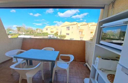 Marseillan Plage Apartment | Studio 4 couchages avec terrasse et parking privé sécurisé - FR-1-326-591
