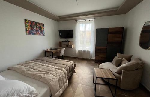 Les Capucins-Saint-Germain Apartment | Studio 54