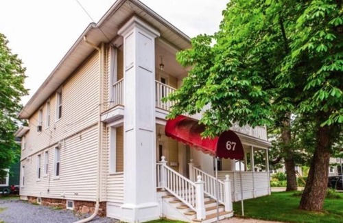 Moncton Apartment | Studio 6 ~ 1 BDRM w/Private Bath & Balcony