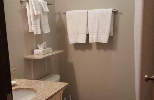 College Apartment | Studio 6 Extended Stay