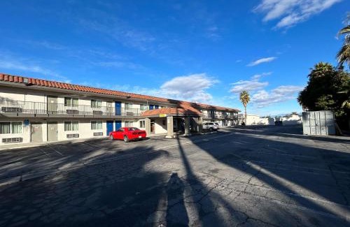 Hemet Hotel | Studio 6 Hemet, CA