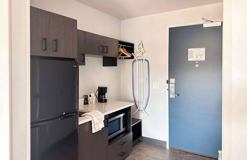 Sandston Hotel | Studio 6 Richmond-Airport