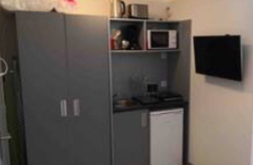 Carry-le-Rouet Apartment | Studio Adriana -