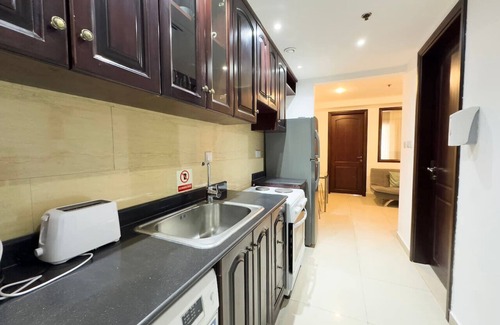 Al Hamra Village Apartment | Studio Apartment with sea view