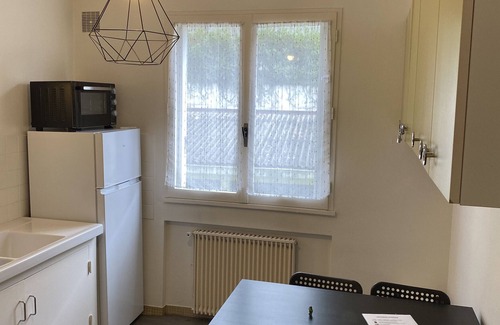 Thorigny-sur-Marne Apartment | Studio Apartment 'Grand Studio Avec Loggia' with Private Terrace, Balcony and Wi-Fi