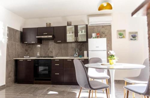 Osijek Apartment | Studio apartman Plan-self check in