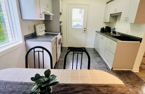 Sudbury Apartment | Studio apartment on the lake