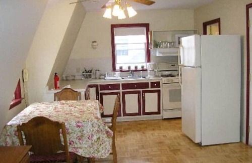 Searsmont Apartment | Studio Apartment close to Camden, Rockport, Belfast and Rockland