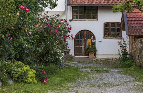 Schoellnach Apartment | Studio Apartment 'Eselhütte Daxstein' with Mountain View, Shared Terrace and Wi-Fi