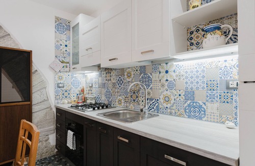 Calatafimi Apartment | Studio Apartment 'Flat Calatafimi Segesta' with Wi-Fi and Air Conditioning