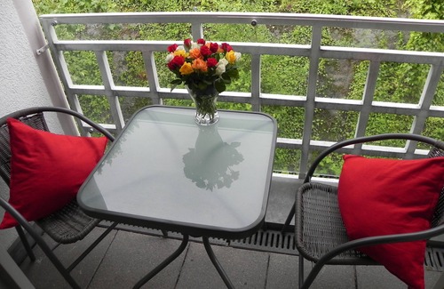 Ravensburg Apartment | Studio apartment "Garden II", underground parking, balcony, central, clinic on foot (EK/OSK)