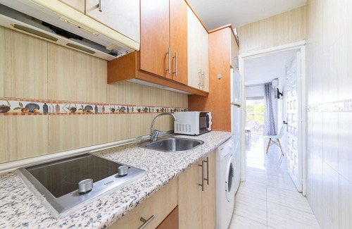 Aguadulce Apartment | Studio Apartment "Gaviotas 4" with Shared Pool, Private Terrace & A/C