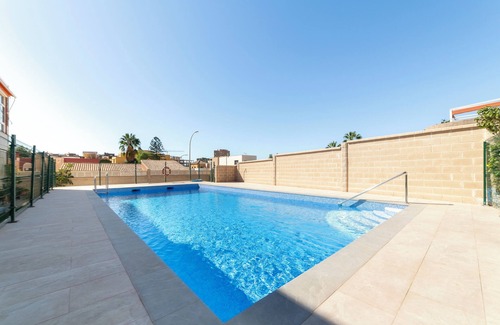 Aguadulce Apartment | Studio Apartment "Gaviotas 4" with Shared Pool, Private Terrace & A/C
