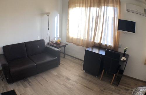 Burgas Apartment | Studio apartment in the centre of the city