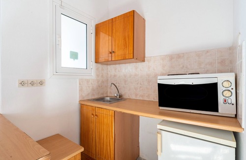 Kavos Apartment | Studio Apartment 'Kavos Panorama Triple 114' with Sea View, Wi-Fi