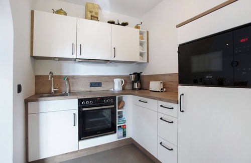 Teisendorf Apartment | Studio Apartment 'Lackner' with Mountain View, Balcony and Wi-Fi