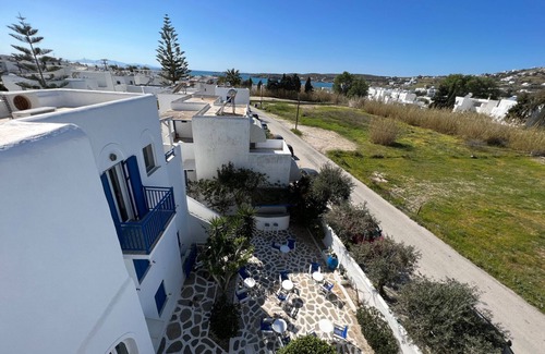 Paros Apartment | Studio Apartment "Livadia Seaside 1" near Beach with 2 Shared Terraces & Wi-Fi