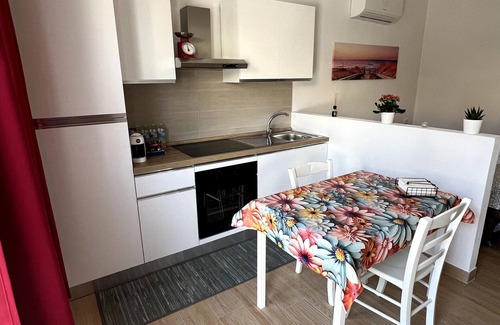 Follonica Apartment | Studio Apartment 'Monomea' with Wi-Fi and Air Conditioning