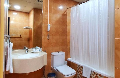 Al Barsha 1 Apartment | Studio Apartment Near Mashreq Metro Station By Luxury Bookings AH