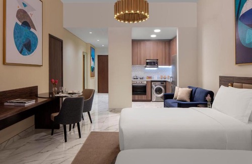Dubai Media City Apartment | Studio Apartment Near The Media Lounge Palm By Luxury Bookings