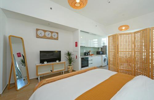 Abu Dhabi Apartment | Studio Apartment with Beautiful View