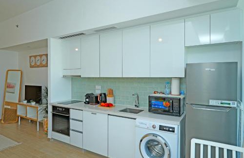 Abu Dhabi Apartment | Studio Apartment with Beautiful View